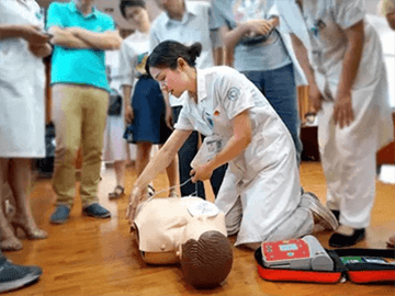 学校AED除颤仪应用实例